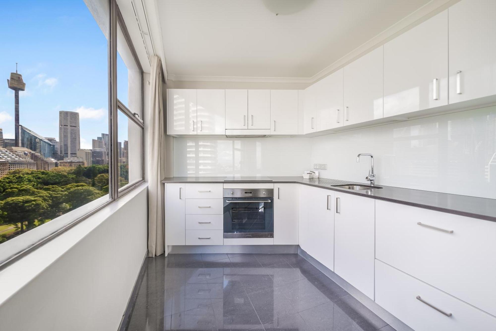 Oaks Sydney Hyde Park Suites Bagian luar foto